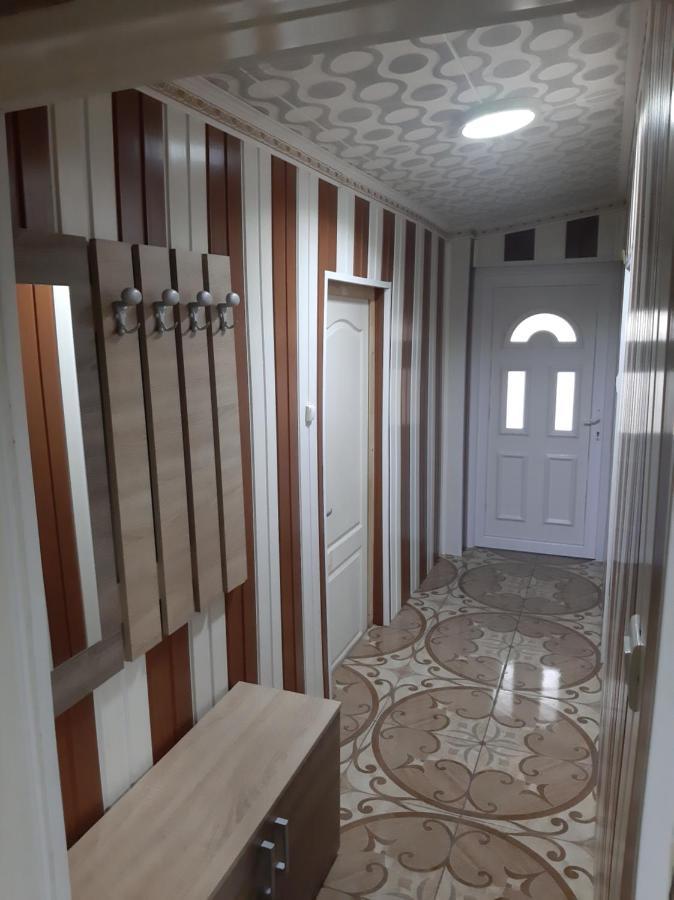 Viktoria Vendeghaz Apartment Miskolc Bagian luar foto